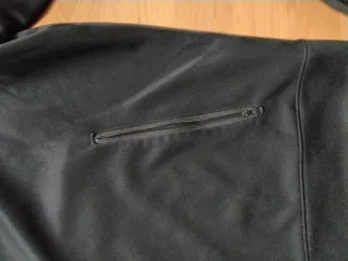 Sudadera Nike negra vintage.