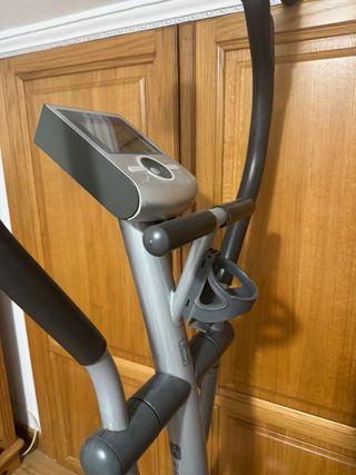 Bicicleta Elíptica Gris y Negra