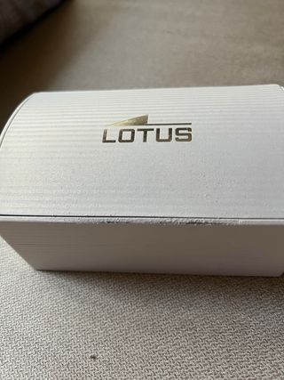 Reloj Lotus Plata y Negro