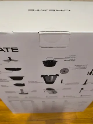 Robot de cocina Chefbot Compact nuevo.