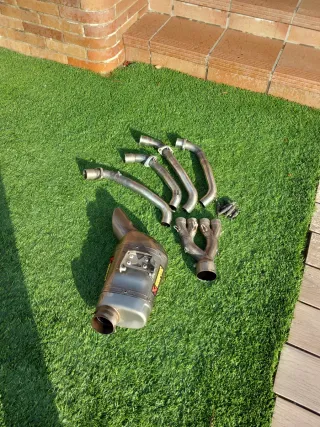 Escape Akrapovic CB650R / CBR650R