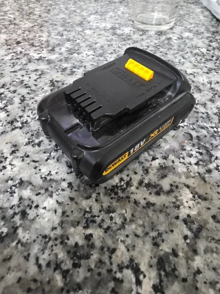Batería Dewalt 18V 1.5Ah