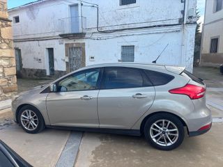 Ford Focus Ecoboost 1.0, 125CV año 2015
