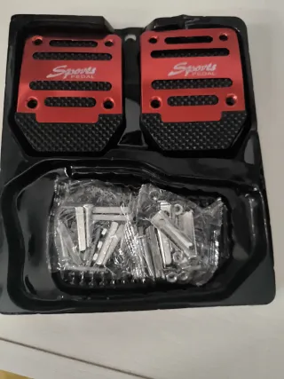 Pedales deportivos antideslizantes para coche