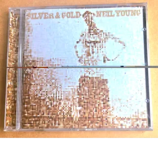 CD Neil Young Silver & Gold sin estrenar