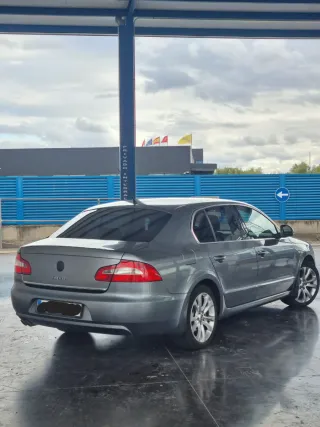 Skoda Superb 2009