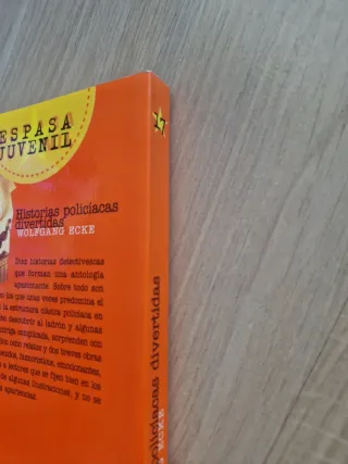 Historias policiacas divertidas (Espasa Juvenil...