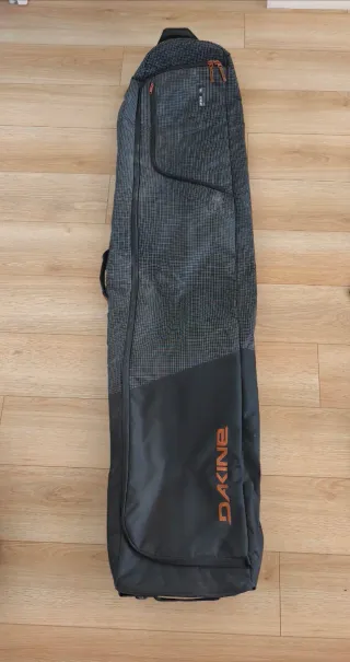 Snowboard + REGALO Fissaggi e Custodia con ruote