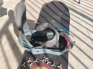 Snowboard + REGALO Fissaggi e Custodia con ruote