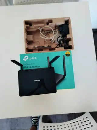 SOLO HOY OFERTA 20 EUR Router TP-Link  MR200 4G  L