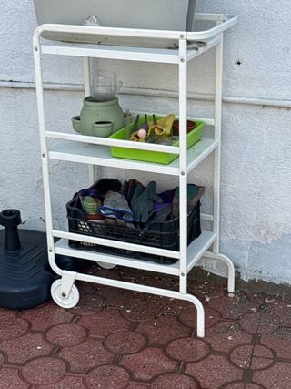 Carrito auxiliar blanco con ruedas