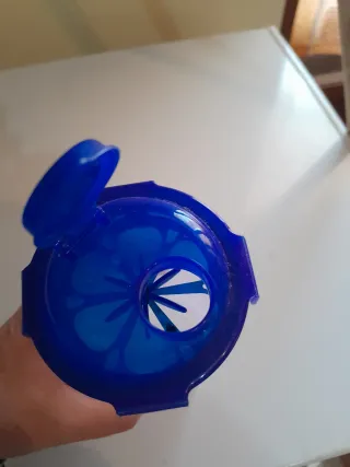 Contenitore per  caffè in plastica blu trasparente