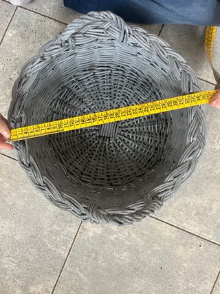 Canasto adorno redondo mimbre gris