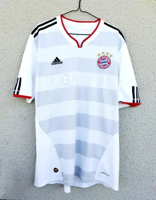 Maglia calcio FC Bayern München (2010-2011)