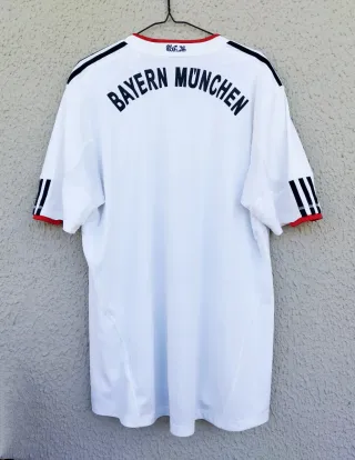 Maglia calcio FC Bayern München (2010-2011)