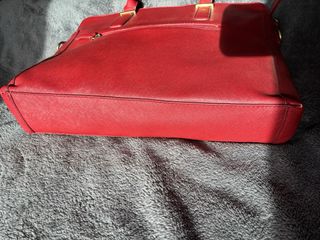 Maletín rojo Misako