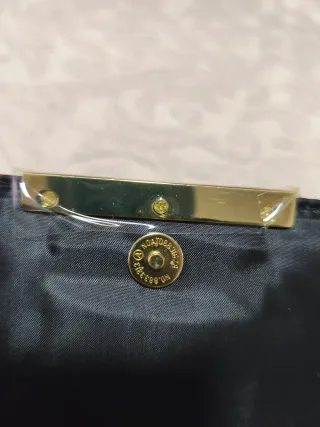 Bolso de mano Guess morado