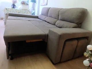 Sofá chaiselongue gris