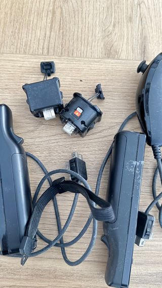 2 Mandos Wii + Motion Plus + Nunchuk