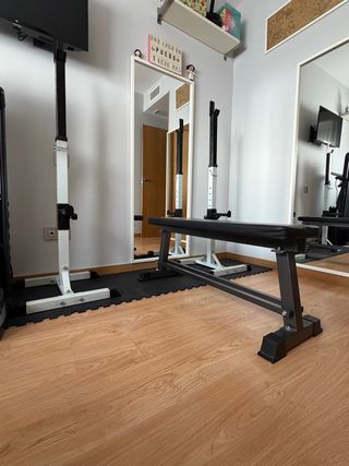 Rack y banco de musculación