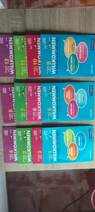 8 libros de curso Willkommen de idiomas alemán