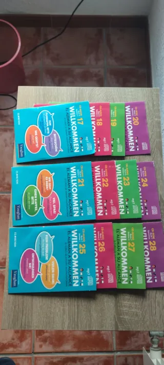 8 libros de curso Willkommen de idiomas alemán