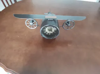 Reloj decorativo de avión