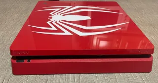 PS4 Slim Spider-Man Edición Limitada Roja 1TB
