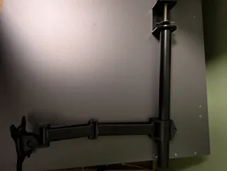 Brazo para monitor negro