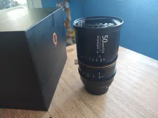 Lente Blazar Great Joy 50mm T2.9 1.8x Anamórfica