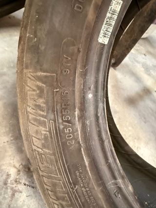 Neumático Michelin 205/55 R16