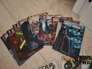 Lote 30 comics Star Wars.