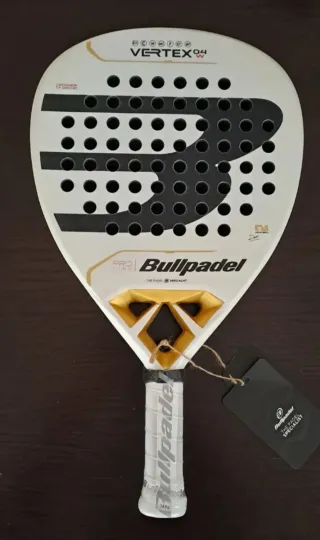 Pala Bullpadel Vertex 04 Pro Line W 2025