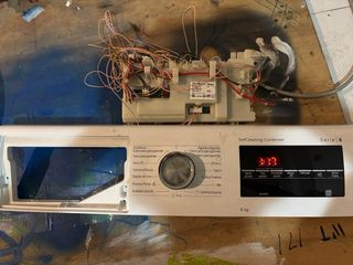 Secadora Bosch Serie 6 placa con pantalla