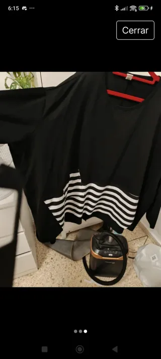 MaxiJersey negro con rayas blancas  curvy.