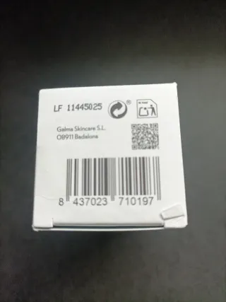 Loción Hidratante Two Poles Vitamin E Ceramides