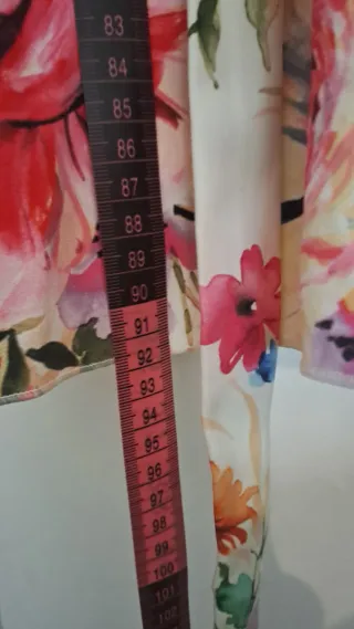 Vestido crema flores multicolor hecho a mano