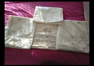 Juego 2 sábanas bordadas, cama 135