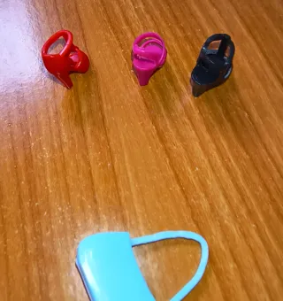 Vestido rosa Barbie con detalles blancos