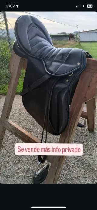 Montura de ondas negra