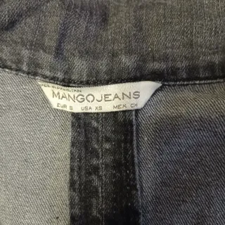 Cazadora vaquera tachuelas