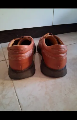 Zapatos de vestir marrones