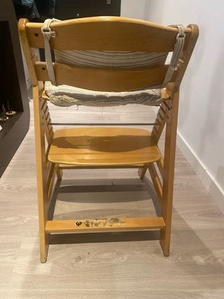 Trona evolutiva madera