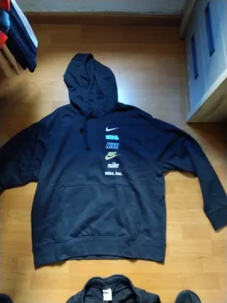 Conjunto Nike Negro Sudadera y Pantalón