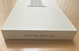 Apple Watch 40mm. Deep Navy Sport Loop