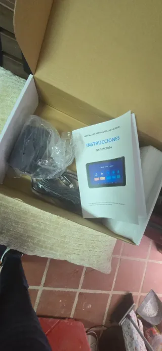 Pantalla 10.1 Android con Soporte Coche