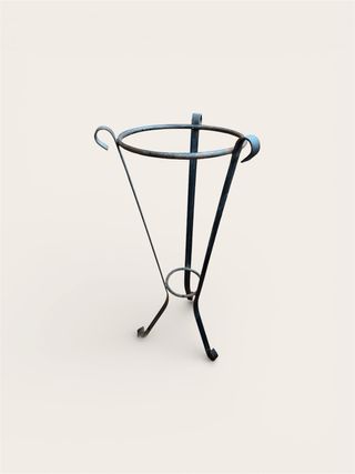 Soporte para macetas de metal