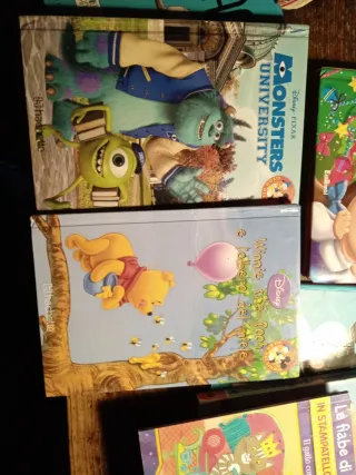 Lotto di dieci libri usati per bambini