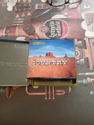 Caja metal 3 CDs Country - Gold