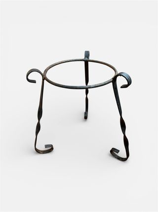 Soporte macetas metal bajo